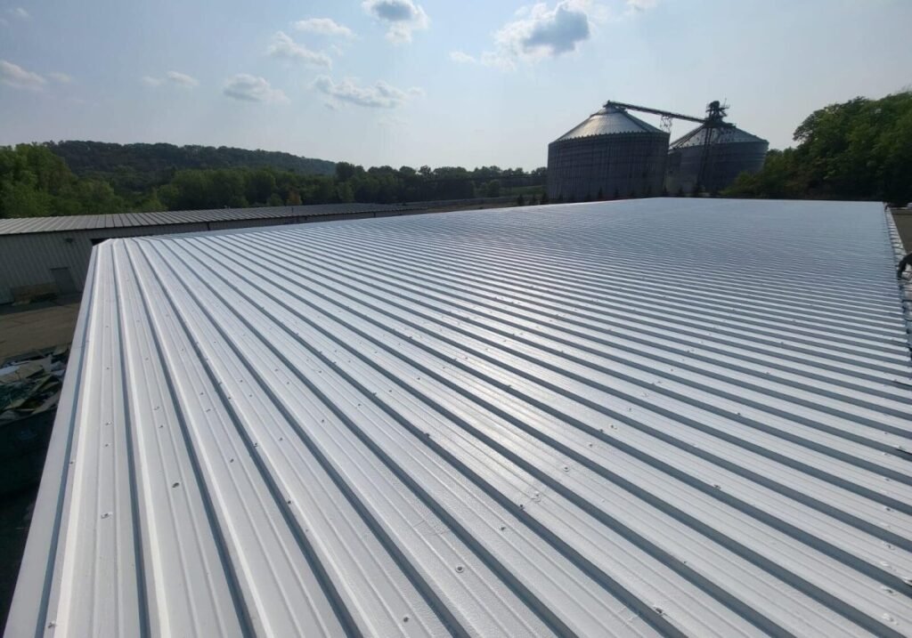 Commercial Metal Roof Replacement & Retrofit in Vancouver, WA: The 2026 Business Owner’s Guide