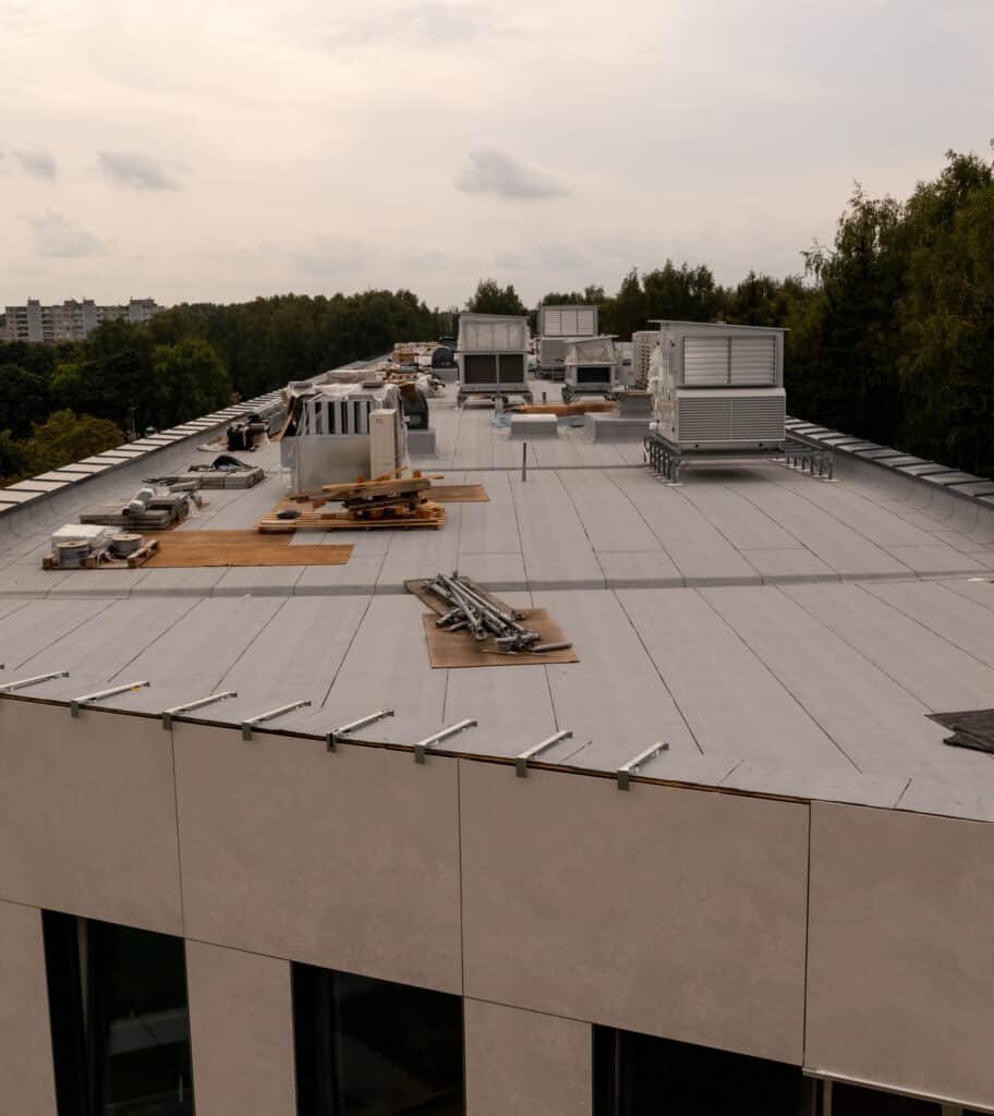 Expert Shopping Center Roofing Contractor in Castle Rock, WA